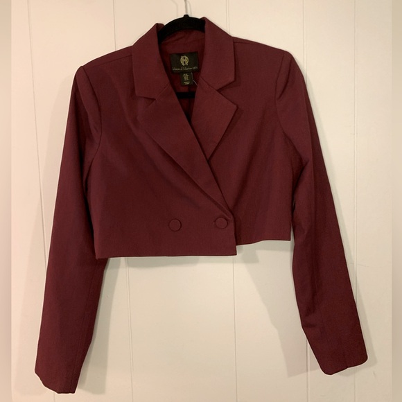 NWT House of Harlow 1960 Women's Cropped Jacket/Top In Burgundy Size M - Picture 3 of 11